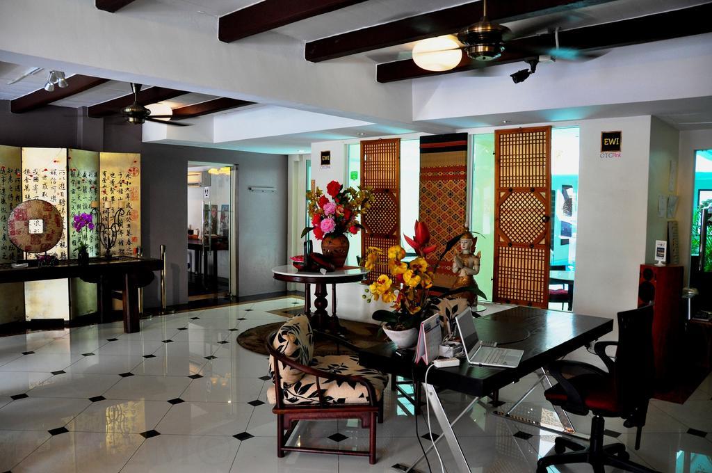 Hotel The Boutique 3*