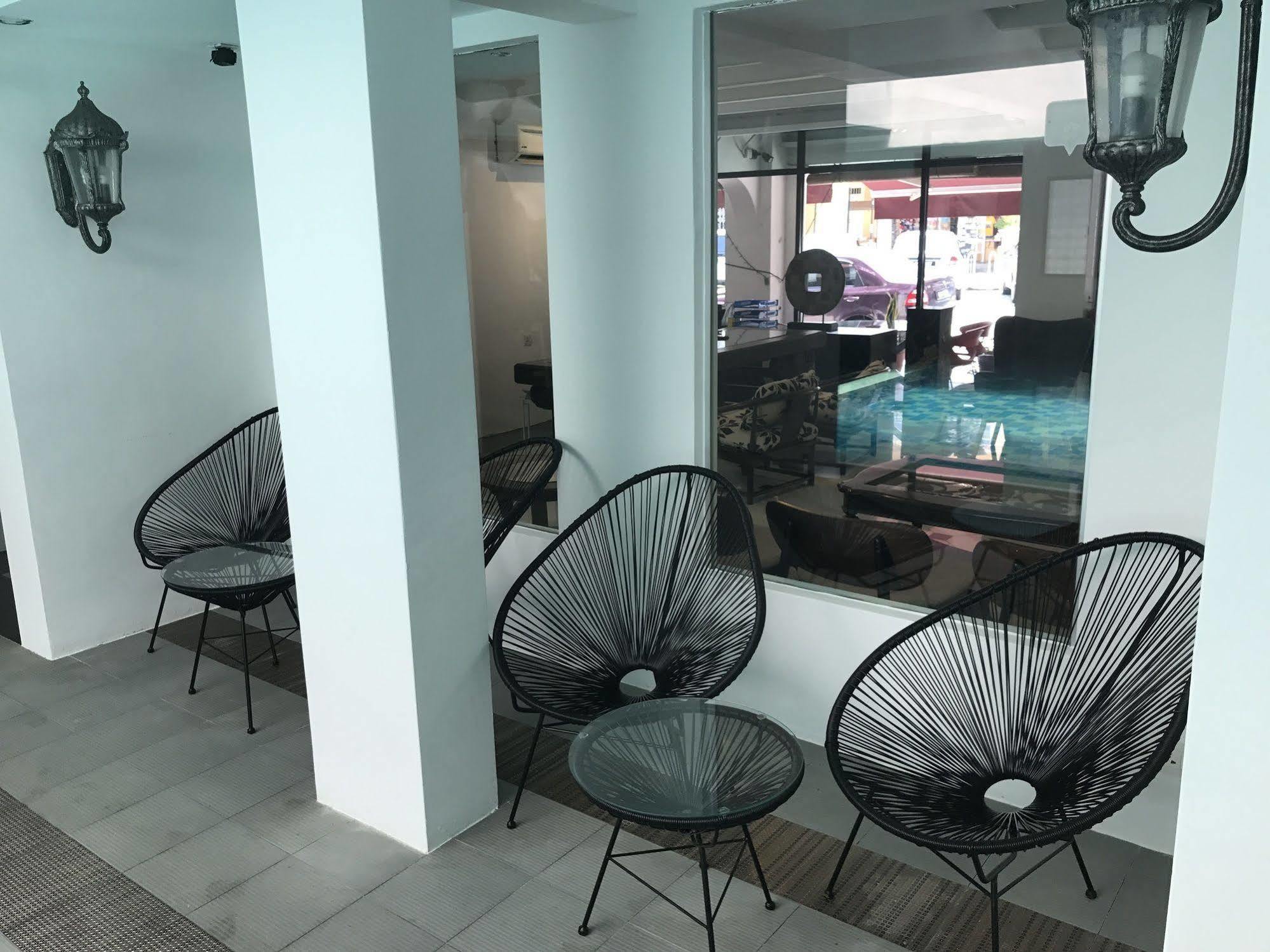 Hotel The Boutique 3*